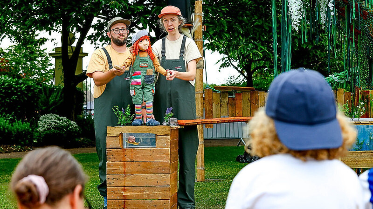 Upstream Puppet Show