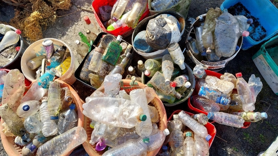 A plastic bottle for every 8m of beach